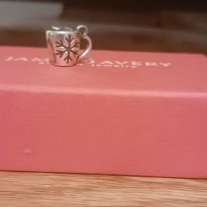 James avery cocoa charm